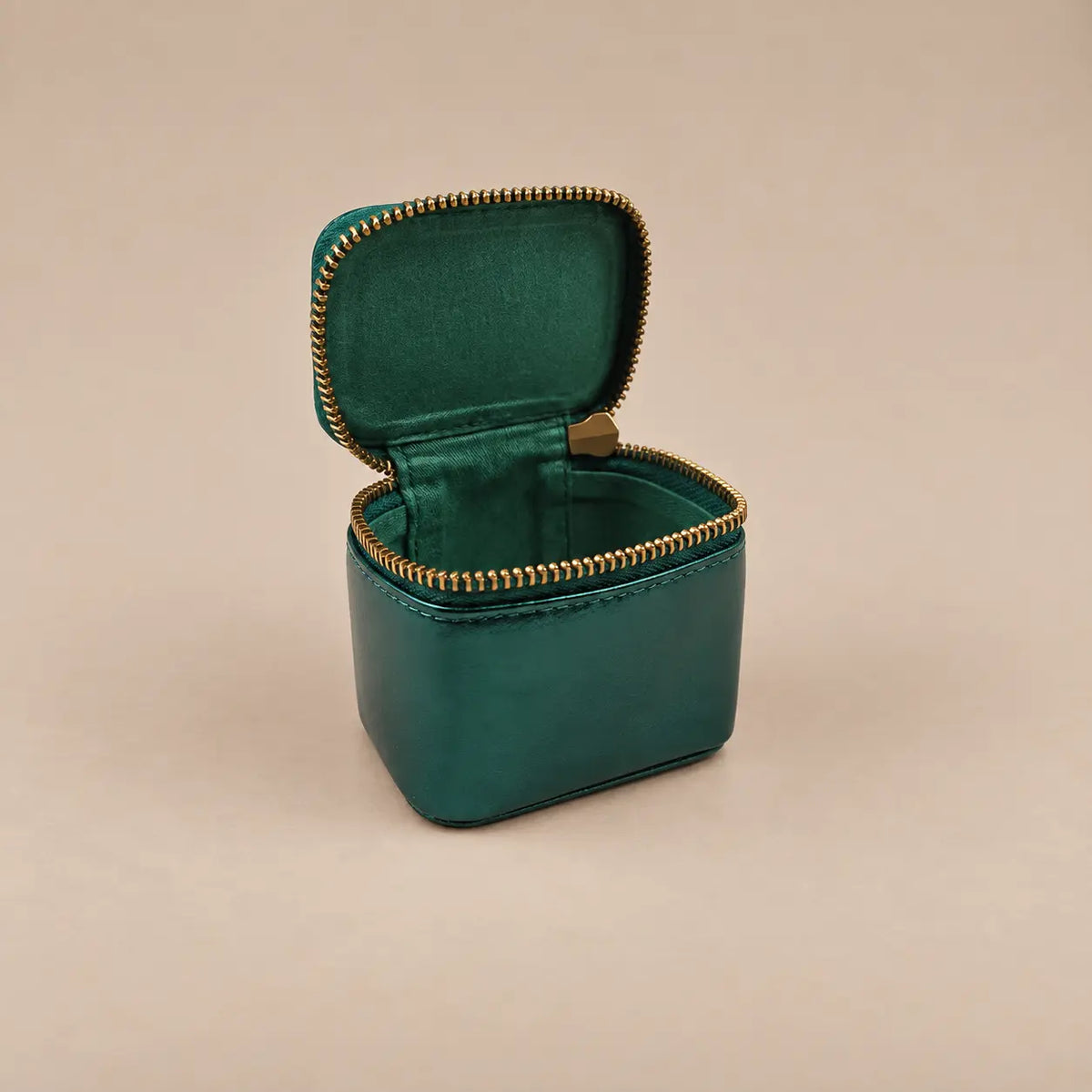 The Emerald Duchess Mini Jewellery Box
