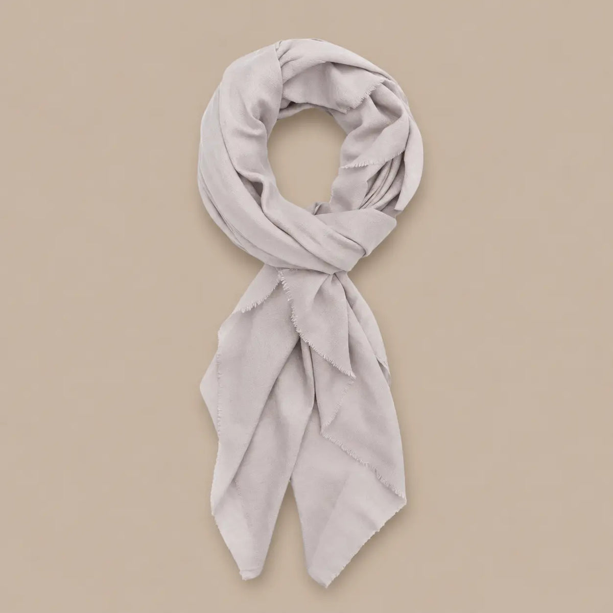 Classic Crafted Cashmere Scarf – Pale Grey Ocean Ray London