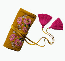 Summer Bee Jewellery Roll